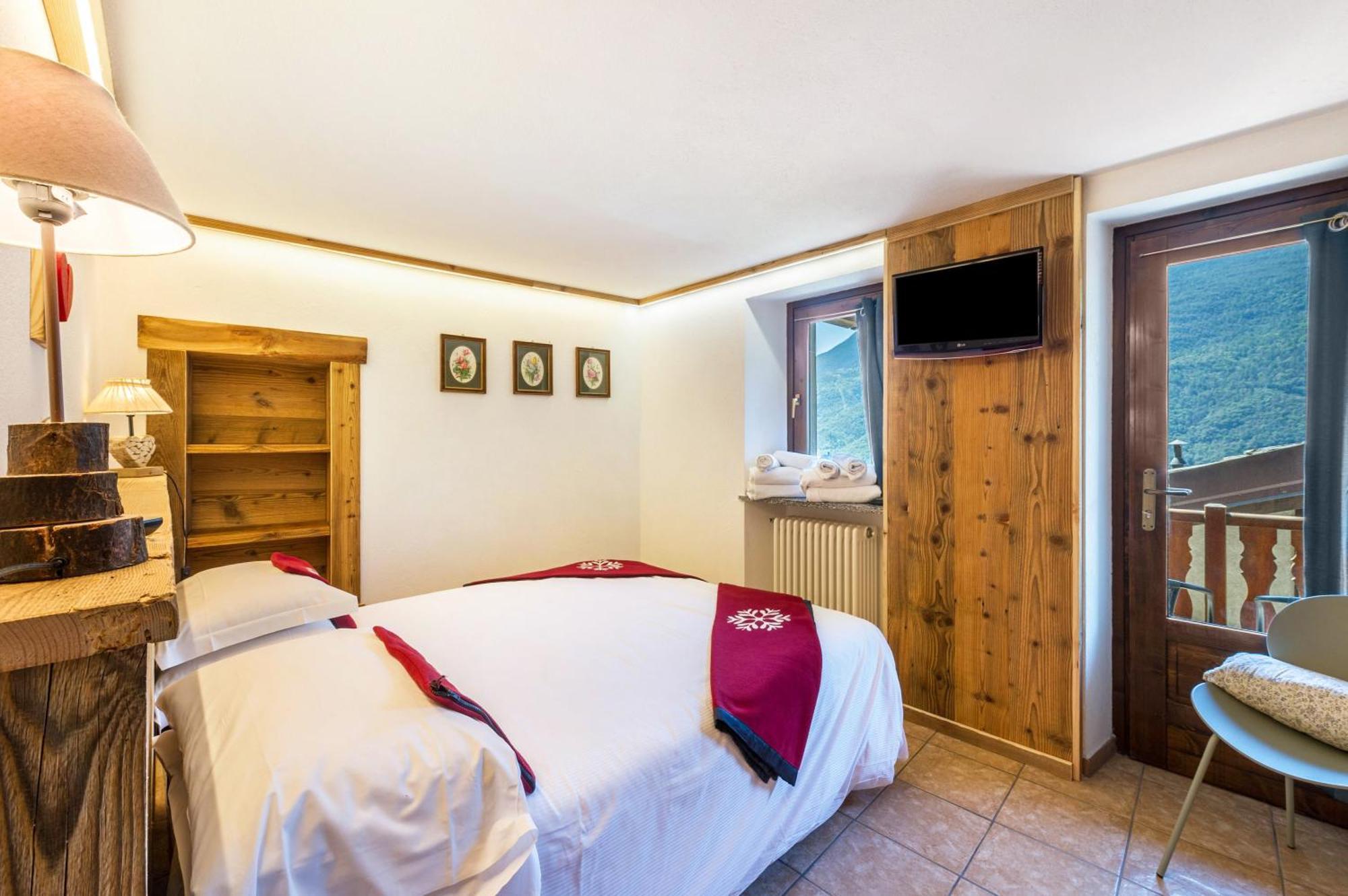 Il Nido Di Letizia Apartment Châtillon Exterior foto